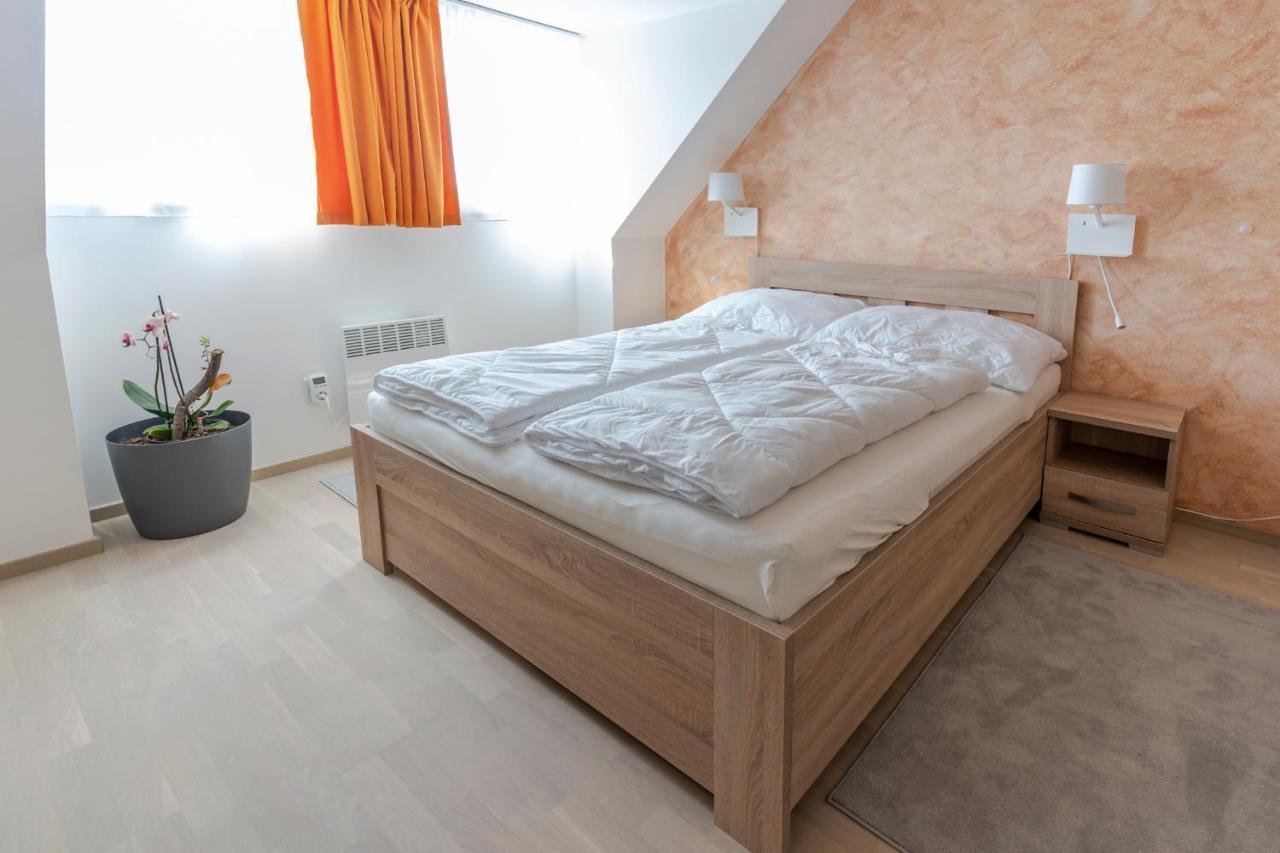 Apartman Horni Misecky - Luxusni Ubytovani Pro Dve Rodiny S Detmi Exteriör bild
